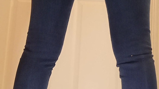 POV Watch Blonde Wet her Levi Blue Jeans