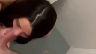 Jessica Valle suck dick wc