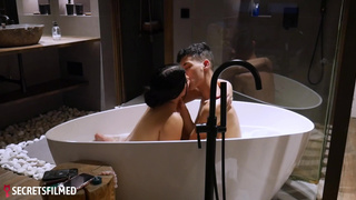 My gf and I shared a romantic bath that quickly turned into passionate sex