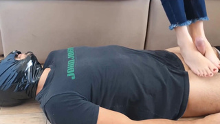 Goddess Elisa - Dick inside the shoe (trailer)