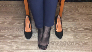 kelly_feet office secretary in black nylon stockings after work shoes slave