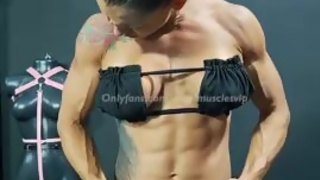 Horny flex-Angelmuscles