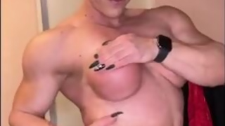 Do men appreciate milf with abs