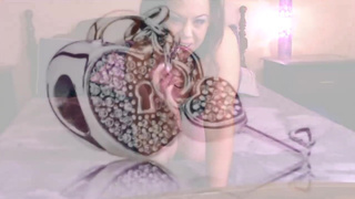 Delicia D'Anjelo In: The Key To My Heart sclips4sale.com/studio/7531