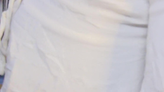 Sharing A Bed පුන්චිගෙ දුවට දුන්න නත්තල් තැග්ග