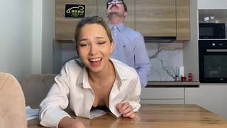 Realtor Lil Karina shows his master class on selling