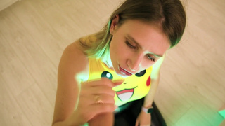 DIVINE SUCK. GORGEOUS WIFE'S GIRLFRIEND.