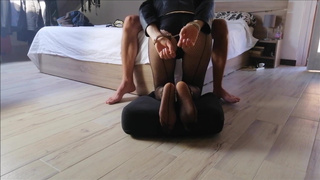 smart blowjob with my sexy cuffed feet during milano fashion week