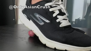 Dirty Sketchers cock crush