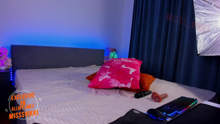 Schoolgirl tries double penetration for the first time