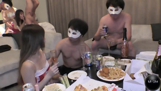 ギャル4人の2020クリスマスパーティー 3