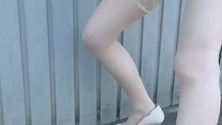 hentai Japanese 色白清楚お姉さん がに股ではしたなく異物挿入オナニー大量潮吹き 野外露出 アナル 無修正 フルバージョン、高画質、過激オナニー アナルオナニー使用済下着は プロフィール