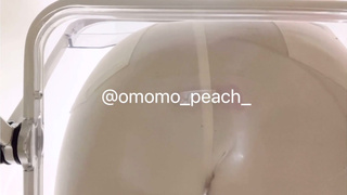【透明椅子で撮影の待機中におもらし】#omorashi #peeaccident #desperation wetting #pee desperation