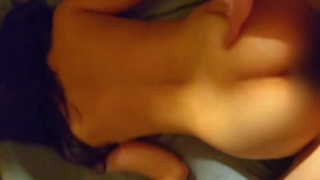 【ハメ撮り】女子〇生を自宅に連れ込み 寝バックで突きまくる イク瞬間がエロすぎ♥️ (素人 個人撮影 スマホ 中イキ)