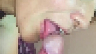 個人撮影 スマホ撮り 人妻フェラ 口内射精②(別の日)