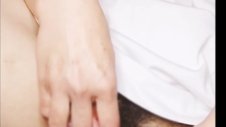 秘密の時間 昼休みに職場の仮眠室で電マ＆ディルドオナニー スカートタイプの制服 オナニー/人妻/Japanese/素人/着衣/手マン/ディルド/電マ/激薄モザイク