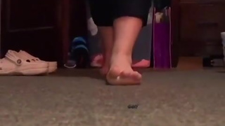 Giantess micro crush