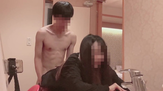 【japanese amateur】Intense standing doggy style for cute amateur J〇