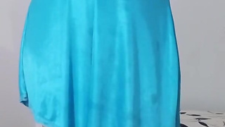 قحبة مغربية سخونة من الرباط كتسول على شي زب ينيكها من الترمة