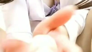 Massiccia eiaculazione con saliva e sega di S gal