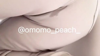 【後ろ側から見られたおもらし】#omorashi #peeaccident #desperation wetting #pee desperation