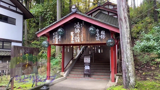 Beautiful Japanese woman exposes her boobs in a tourist spot.(Vol.2)