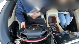 A frustrated married woman makes me ejaculate with a handjob while driving