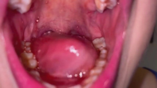 Giantess Pierina Goddess eats gummies (mouth fetish and uvula)