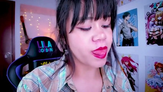 Lila Jordan eating snacks, Vore, Giantess