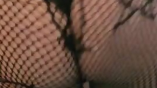 Goth bbw babe in fishnets twerking