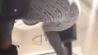 This is how a giantess keeps her butt big