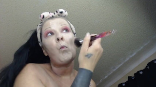 Giantess POVDo you get Caught