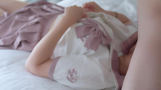 【無修正】可愛い制服でねっとりフェラ。きんたま舐め手コキ。