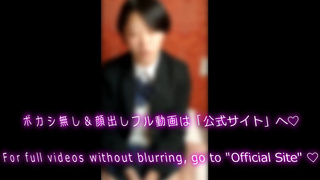 [Loss of virginity] A female college student who has no male experience is vaginal cum shot by an un