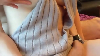 Beautiful Japanese wife in sexy knit masturbates(beautiful breasts/Massage/amateur)