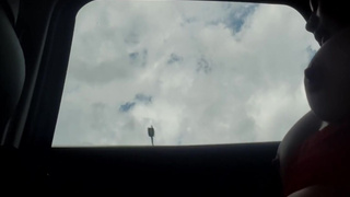 Indriver doesnt know Im cumming while he takes me home