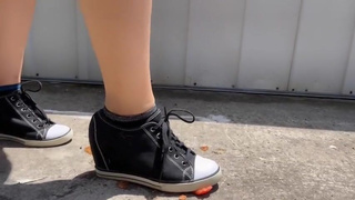 Crushing a small tomato and orange