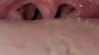 Flexing my tongue and throat w/audio