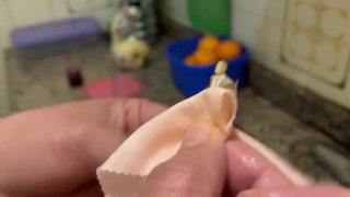 Mia giantess bbw uses her tiny in the kitchen