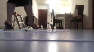 @tici_feet tici feet ticiii_feet secretary no more! giantess preview