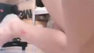 巨根自慰后用炮机