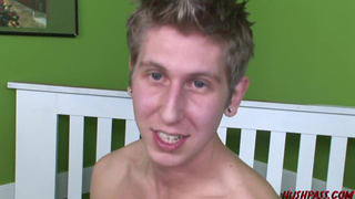 Naudia Loves To Play Poke Her And She Always Wins