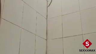 Quieres follarme ? like y comenta para que hagamos un vídeo !