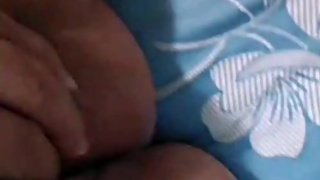 Mi vecina caliente llamándome por videochat