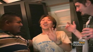 Frat pledge Gwen spreads her legs to be accepted