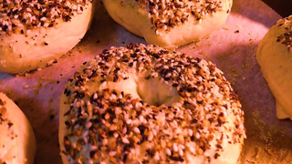 Jerk off while loving my Homemade warm bagels