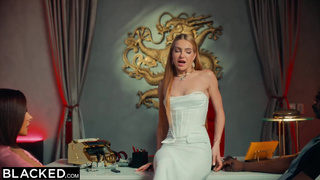 BLACKED Vanna & Little Dragon share a BBC in anal threesome