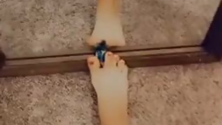 Giantess Annihilates Men