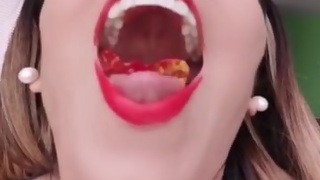 Giantess chew and swallow nauthy gummy bears