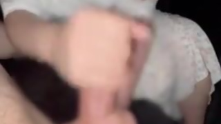 ﾒｯﾁｬ出た❤︎超清楚JDの服を捲り上げたらエロ下着❤︎細長いきれいな指で手コキ❤︎射精後もゆーっくり絞り出すお掃除手コキ❤︎#164【HJJ】